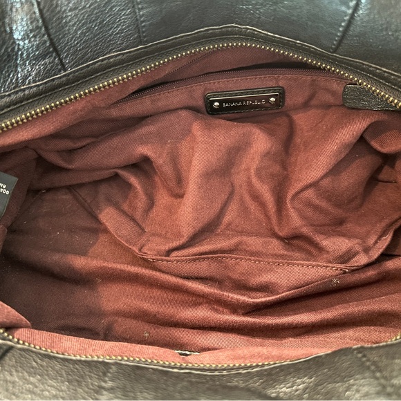 VGUC Black Banana Republix studded goat leather handbag - Picture 5 of 10